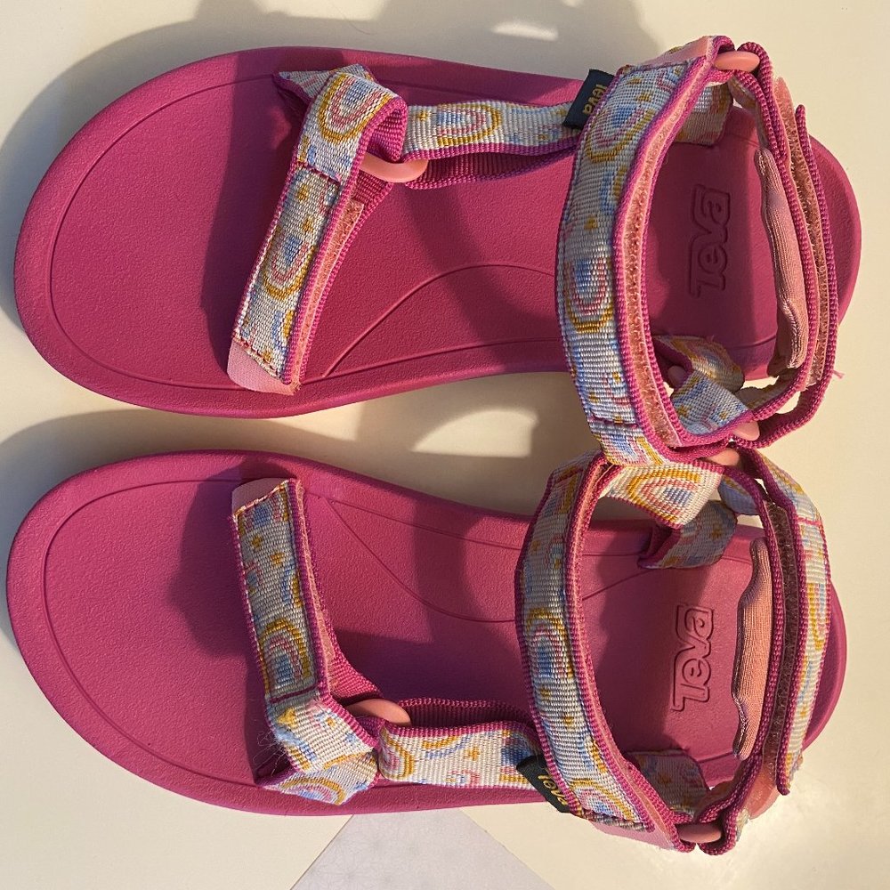 Teva Girls Hurricane XLT 2 Pink Rainbow Print Sandals